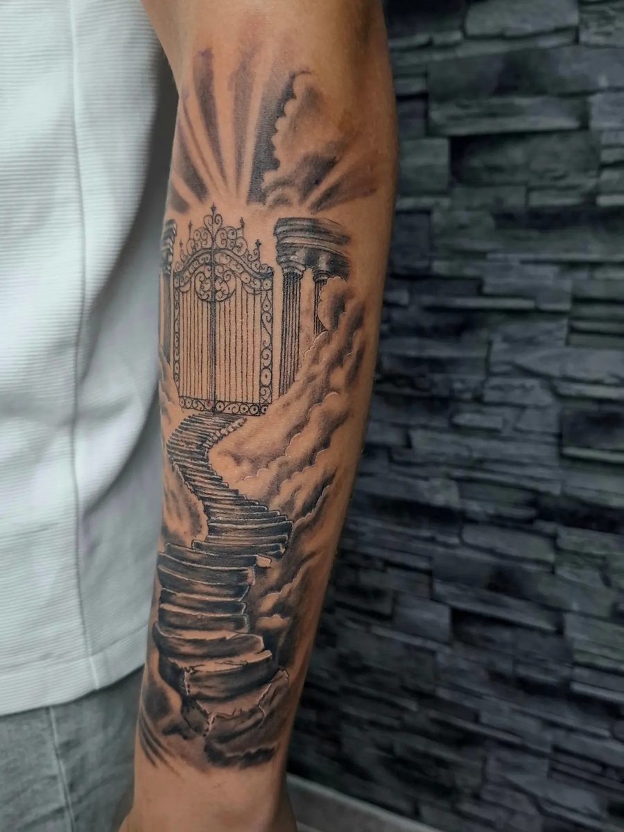 Himmelstor – Unterarm – Tattoo von IR'S Tattoo & Art, Bad Salzuflen